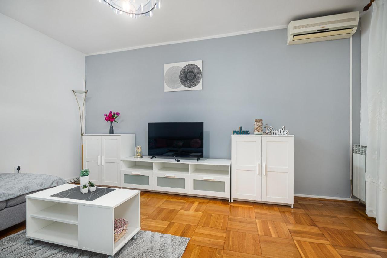 Apartamento Dea B4+1 Poreč Exterior foto
